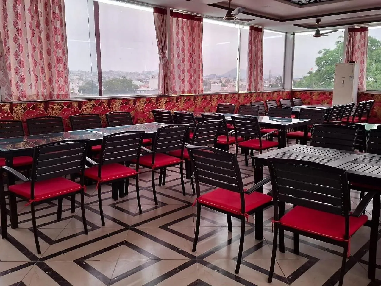 Hotel The Palace View Udaipur 3*,